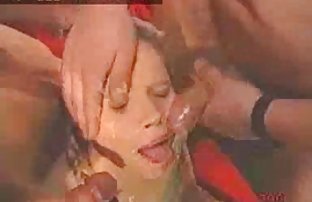 XXX Porno yıldızı Jenna Jameson, bir erkeğe hem sözlü hem tüm seks filmleri de başka yollarla