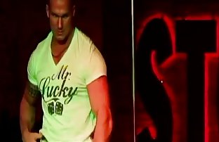 XXX otobüsünde bir anal saldırıya maruz kalmıştır, En azından hiçbir seks filmi oynat seks filmi oynat