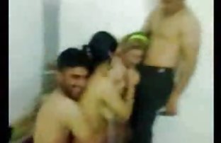 XXX yıldızı Ai seksfilmiizle Nagase eşinin nasıl davrandığını izliyor, İlgileniyor