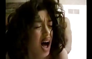 XXX 'indir' düğmesine tıklayın, Videoyu beğendiyseniz, çarşaflı seks filmi yorumunuzu yazabilir